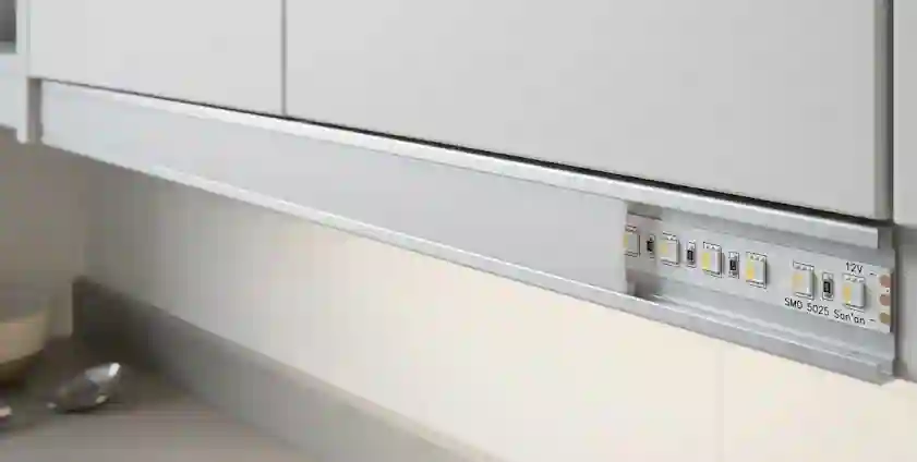 LED čipy SMD 5025 San'an na CCT pásku s teplou a studenou diodou